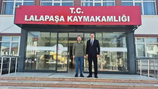 KEDAK eğitmenleri sahada uygulamalı eğitim verirken