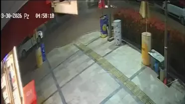 Kaza anındaki motosiklet ve kamyonet