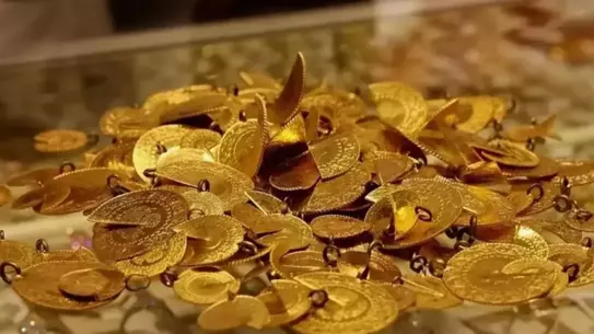 Hindistan’ın Altın ve Gümüş Fonları Londra Fiyatlarından Yerel Fiyatlara Geçti