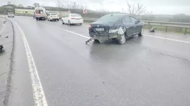 Kaynarca’da 17 Yaşındaki Yolcu Hafif Yaralı Oldu: Otomobil Bariyere Çarptı