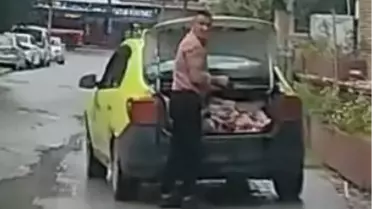 Et taşıyan taksi bagajı fotoğrafı