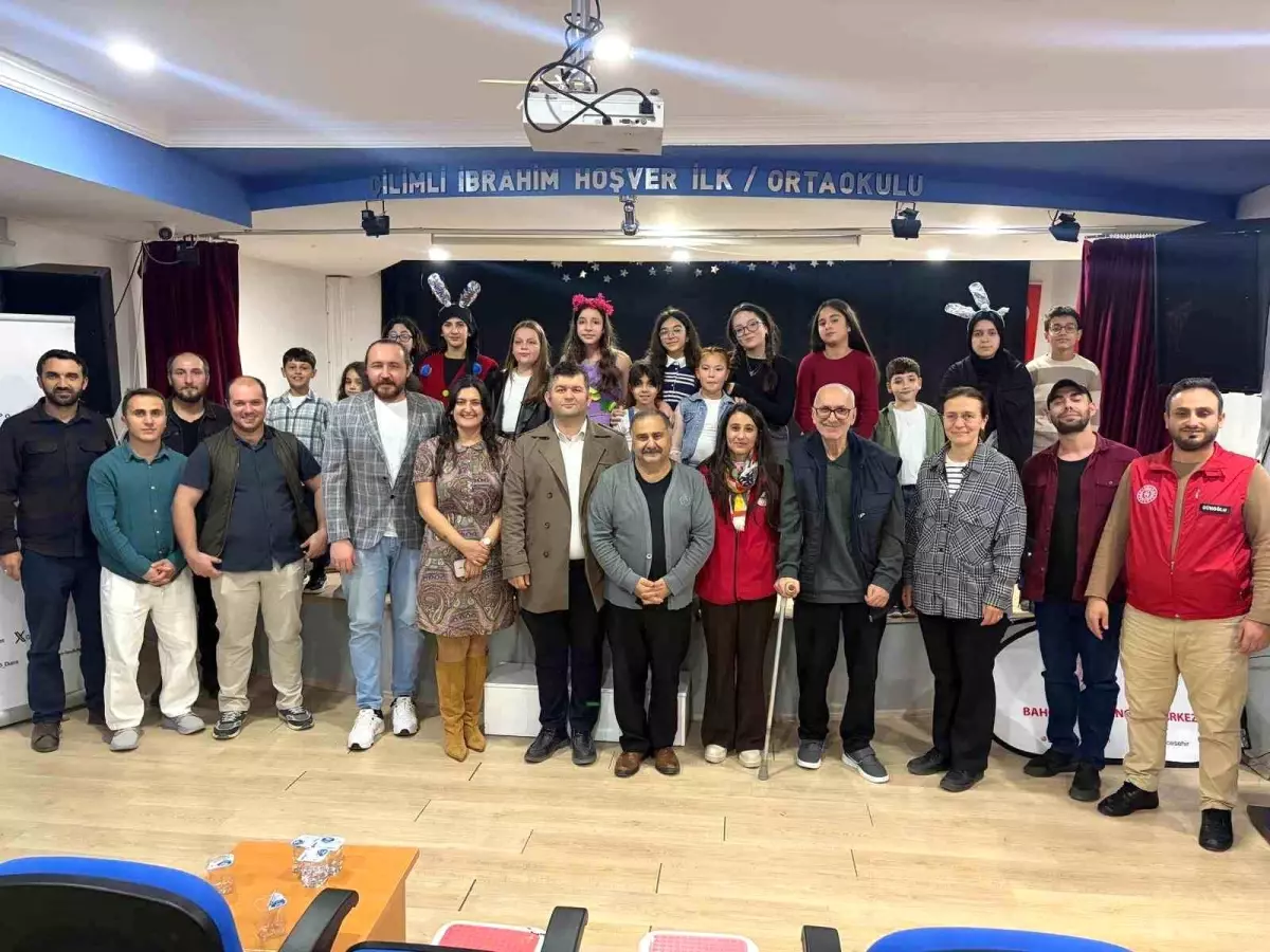 Çilimli'de 'Plastik Rüyalar' ile Tiyatro Şöleni