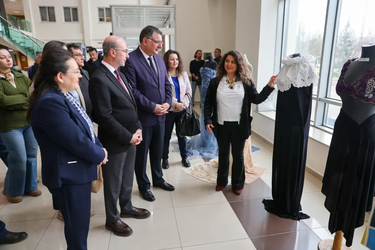 Konya’da Sıfır Atık Günü’nde Çevre Bilincine Yol Açan “İleri Dönüşüm” Sergisi