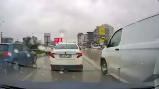 Bursa’da trafik kavgası anı