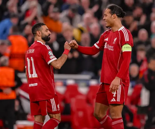 Salah ve Van Dijk'in transfer dedikoduları