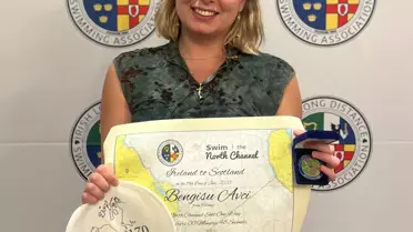 Bengisu Avcı ödül alırken