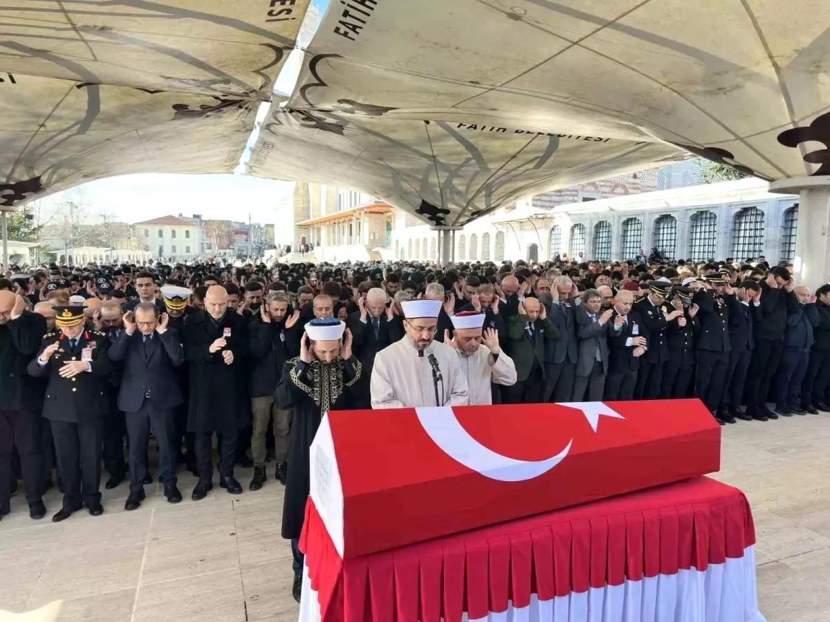 İstanbul Kuzey Marmara Otoyolu'nda Şehit Polis Memuru Mustafa Aydın'ın Son Yolculuğu