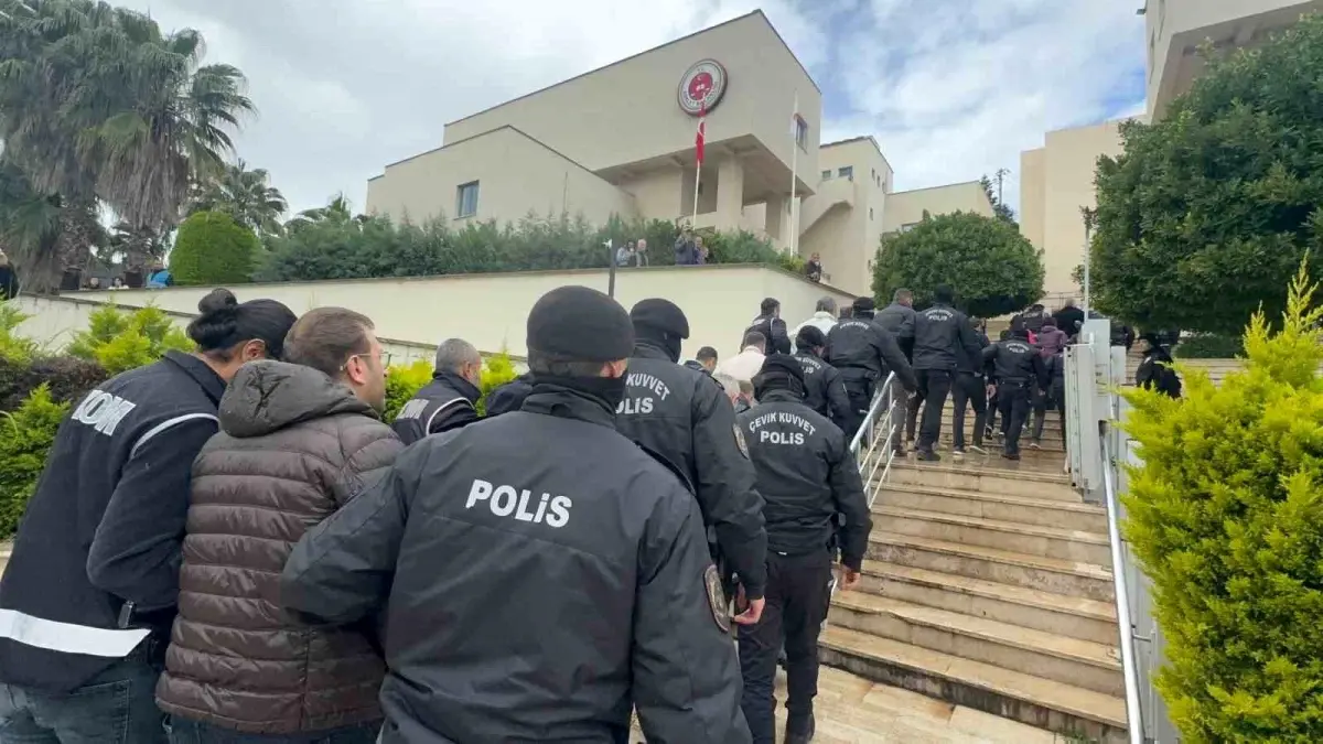 Marmaris'te Rüşvet Operasyonu: 4 Kişi Cezaevine Gönderildi