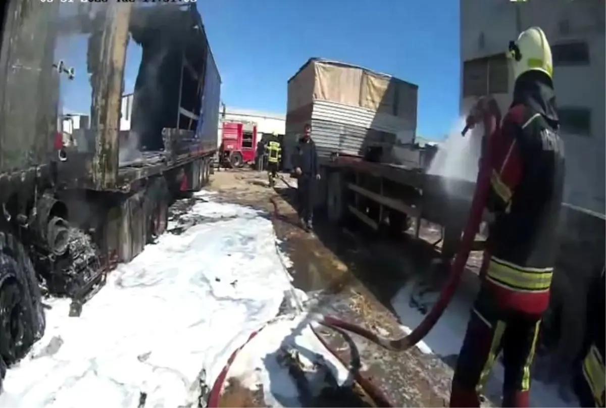 Mersin Toroslar’da Tır Yangını Çıktı, İtfaiye Hızlı Müdahale Etti