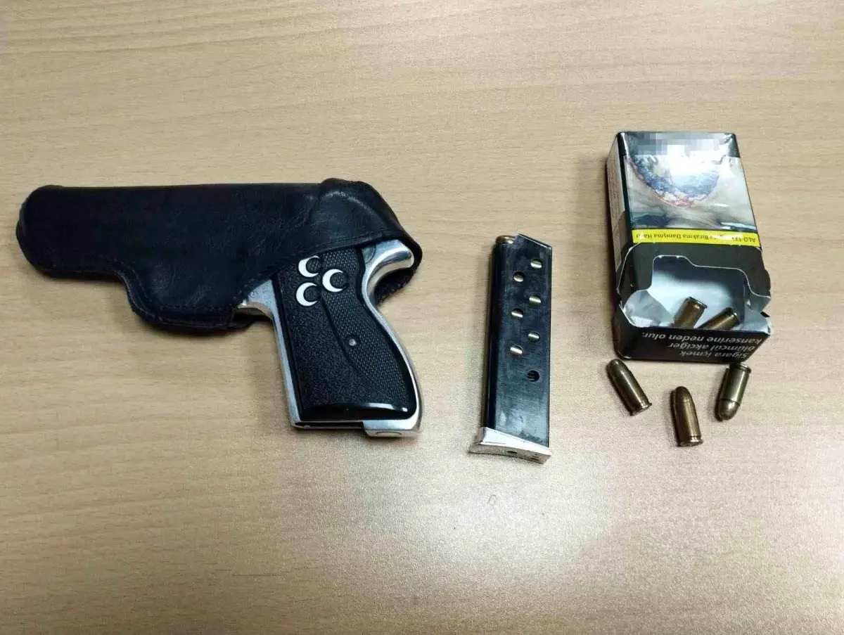 Edirne Andreevo Sınır Kapısı’nda Kaçak Silah ve Sigara Operasyonu