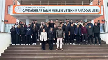 Kütahya’da Jandarma, Öğrencilere Güvenlik ve Görev Bilinci Aşılıyor
