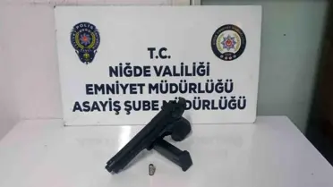 Polis ekiplerinin olay yerinde inceleme yapması