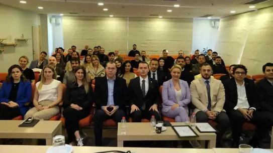 Panelde sunulan 2060 makro görünüm grafiği