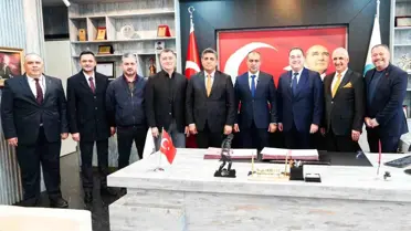 Manisa Büyükşehir Belediyesi çalışanları toplantı fotoğrafı