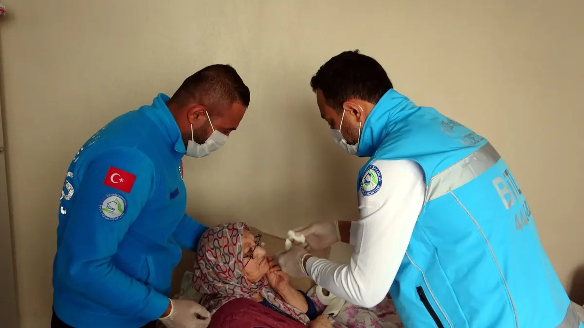 Bitlis’te Yatalak Hastanın Evde Diş Tedavisiyle Ağrısız Yaşamı