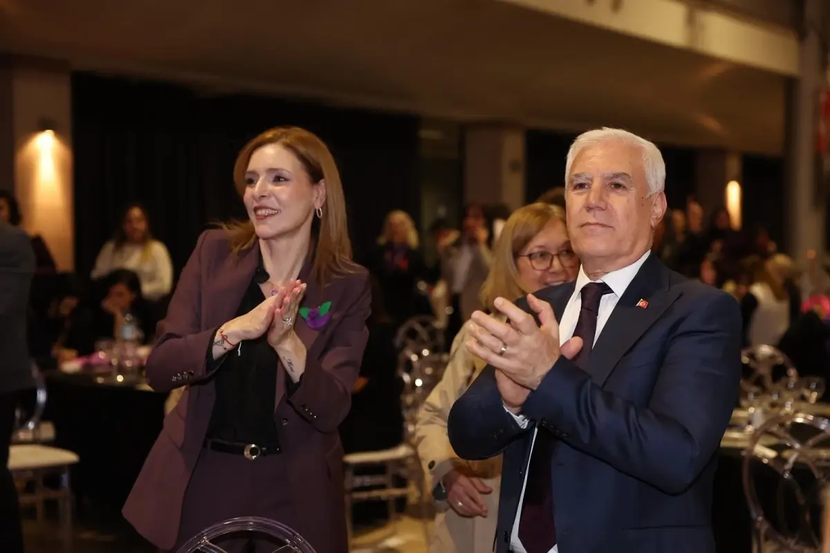 Bursa Büyükşehir Belediye Başkanı Mustafa Bozbey Gözaltına Alındı