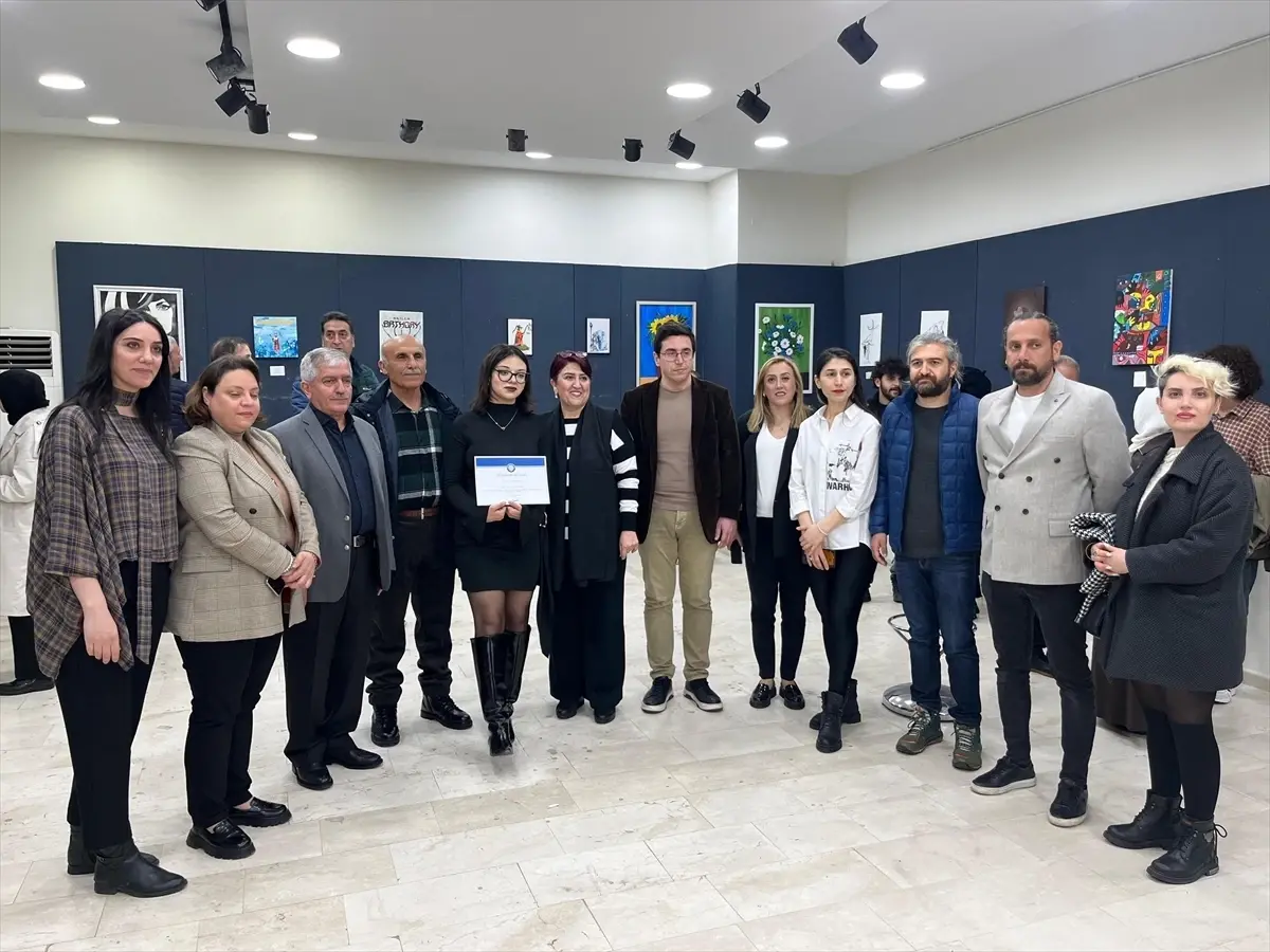 Diyarbakır’da Genç Sanatçılar “Kesişen Yollar” Sergisiyle Buluştu