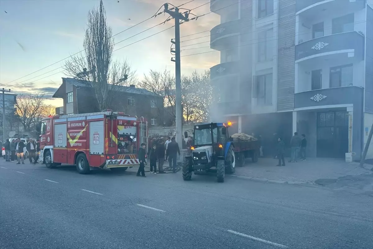 Erzurum Horasan’da 5 Katlı Apartmanda Çıkan Yangın Kontrol Altına Alındı