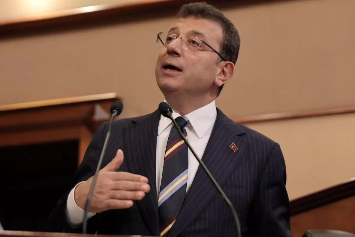 Mahkeme Notu Olayı: İmamoğlu'na Gizli Verilen Yazı Salonda Unutuldu