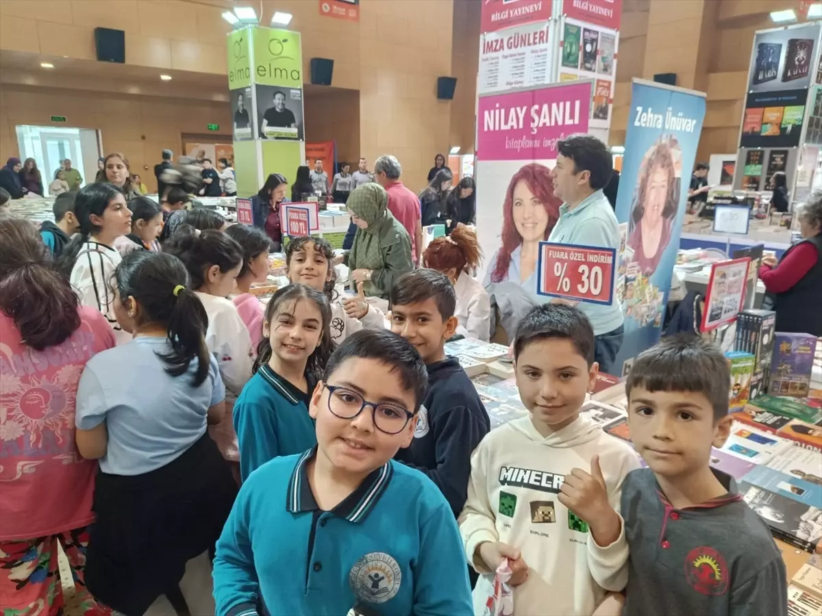 Kepez’te Kitap Tutkunları 5 Nisan’a Kadar Buluşuyor