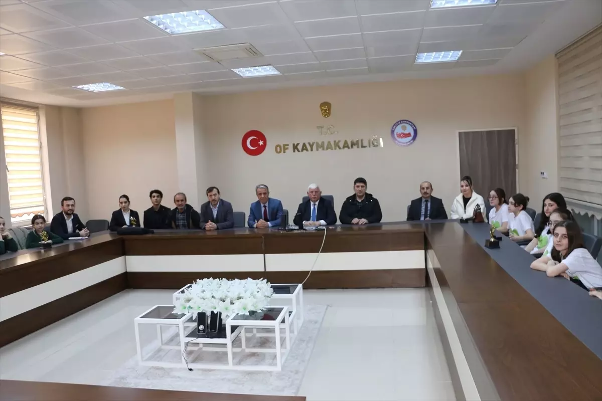 Trabzon’da Gençler Bağımlılıkla Mücadele Yarışmasında Ödül Aldı