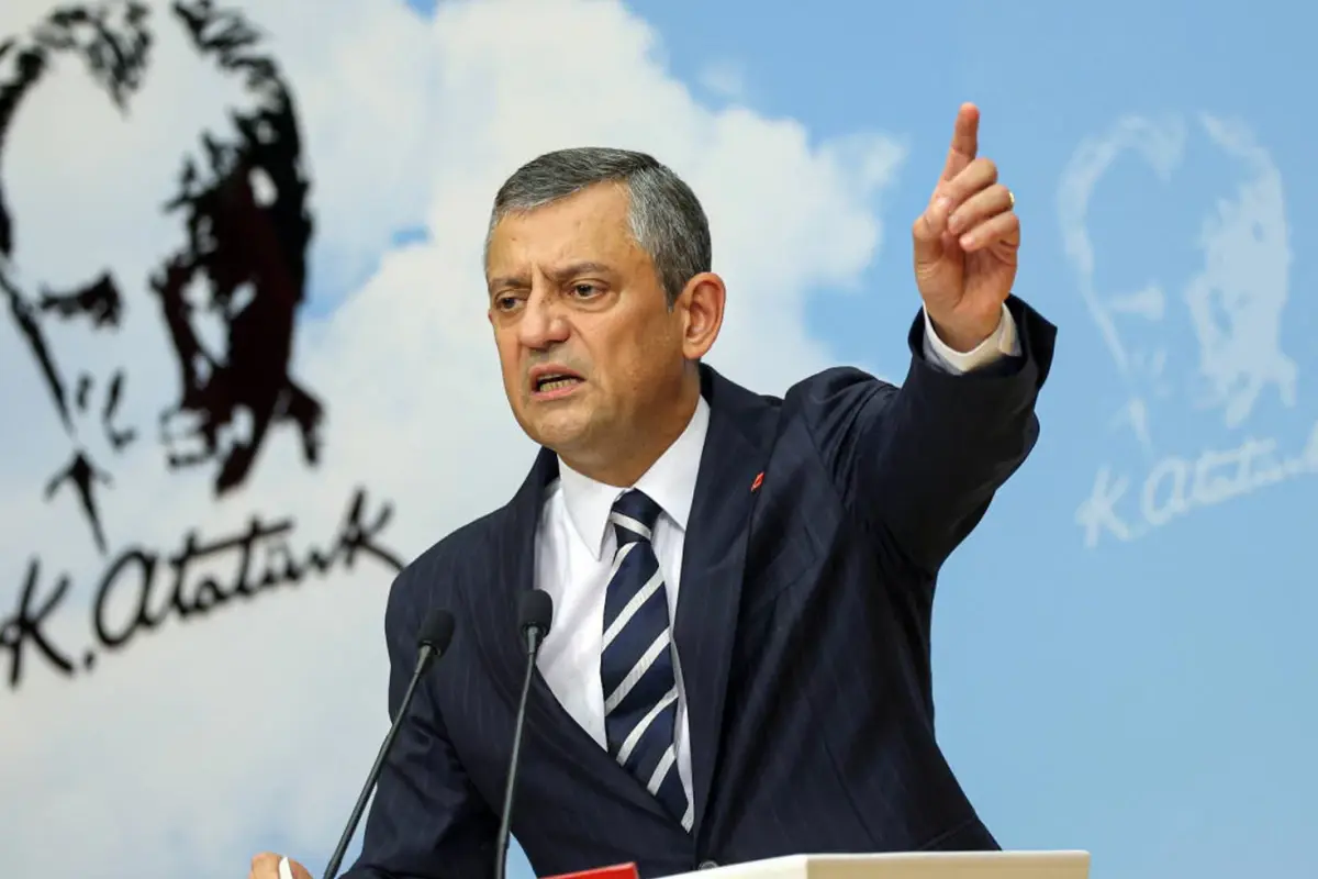 Özgür Özel, Mutlak Butlan Davasına Karşı Sert Çıkış Yaptı