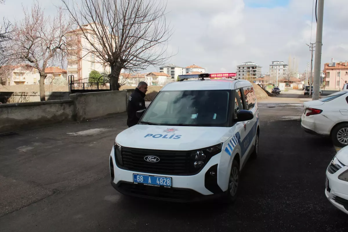 Aksaray’da Bıçaklı Aile Kavgası: Enişte Ağır Yaralı