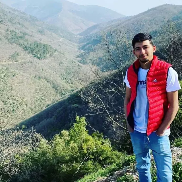 Olay yerinde polis ekipleri