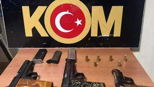 Çanakkale'de Huzur Operasyonu Sonuçlandı: 6 Şahıs Tutuklandı, Uyuşturucu ve Silah Ele Geçirildi