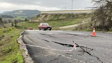 Çökme sonrası yol çalışması