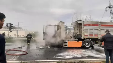 Yangın sırasında tırın motor bölgesi