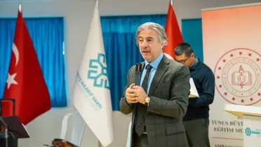 Tunus'ta düzenlenen anma programının sahne görüntüsü