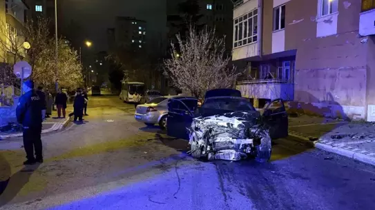 Kayseri Melikgazi'de Çarpışan İki Otomobilin Ardından 5 Yaralı