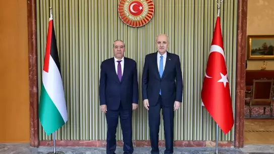 Kurtulmuş'un konuşma anı