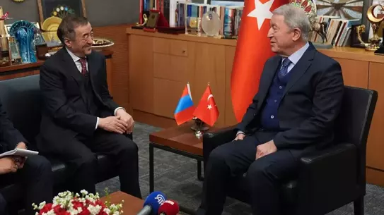 TBMM Milli Savunma Komisyonu Başkanı Akar, Moğolistan Ankara Büyükelçisi Gombosuren ile Görüşme Gerçekleştirdi