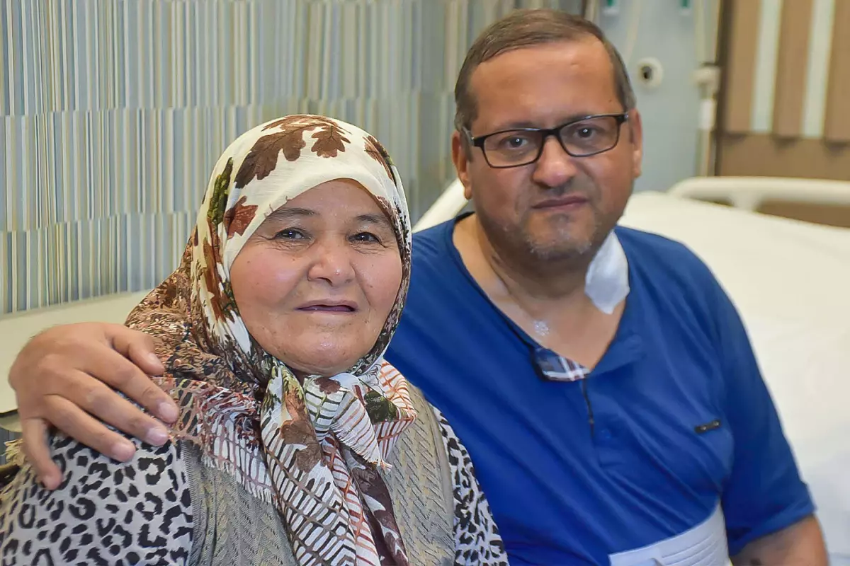 71 Yaşındaki Fatma Solmaz, Damadı Şeref Ardıl İçin 9 Ayda 15 Kilo Verdi ve Böbrek Bağışı Gerçekleştirdi