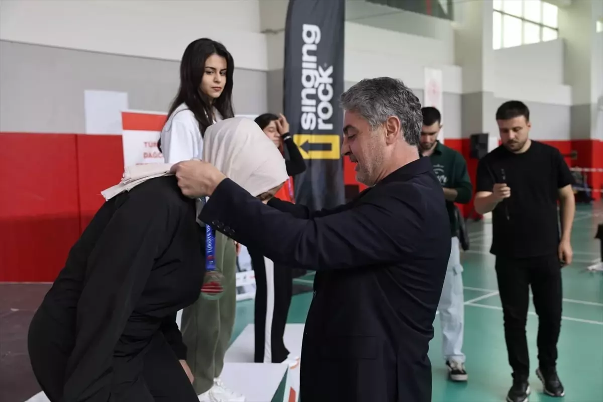 Bursa’da 3. Para Tırmanış Türkiye Şampiyonası Finali: 96 Sporcu Rekor Kırdı