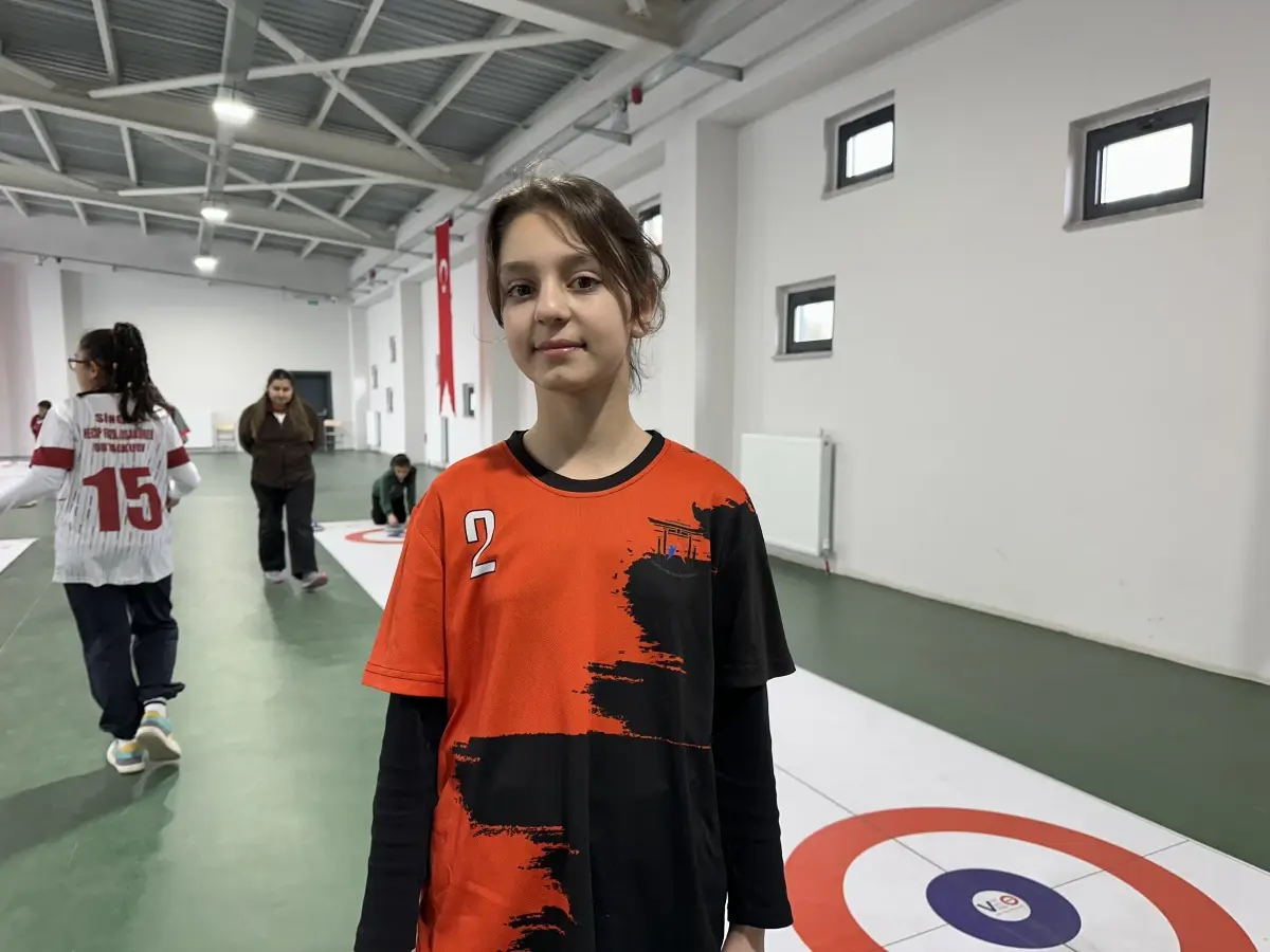 Miraç ve Azra, Ankara'da Floor Curling'de Dördüncü Madalya Kazandı