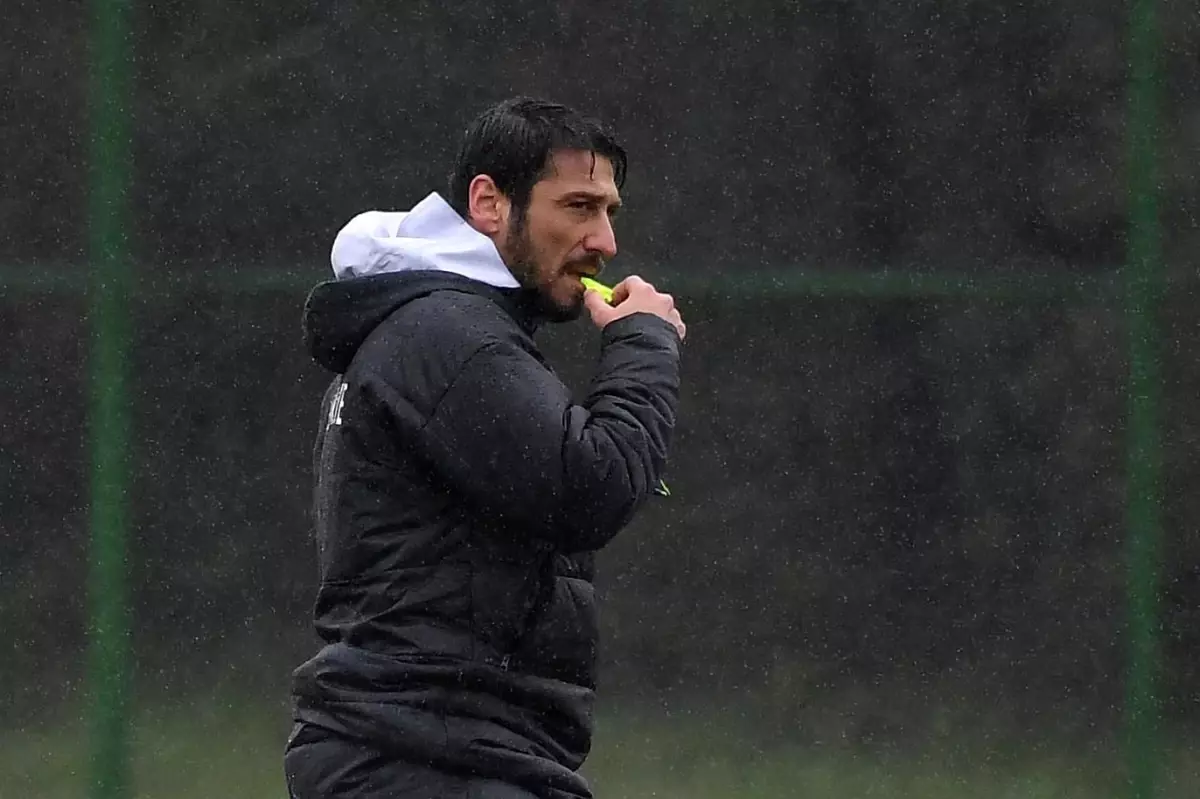 U21 Milli Takım Teknik Direktörü Egemen Korkmaz Hastaneye Kaldırıldı