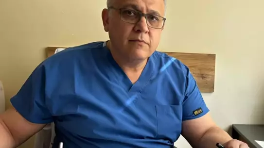 Ameliyat sonrası yürüyüş yapan hastalar