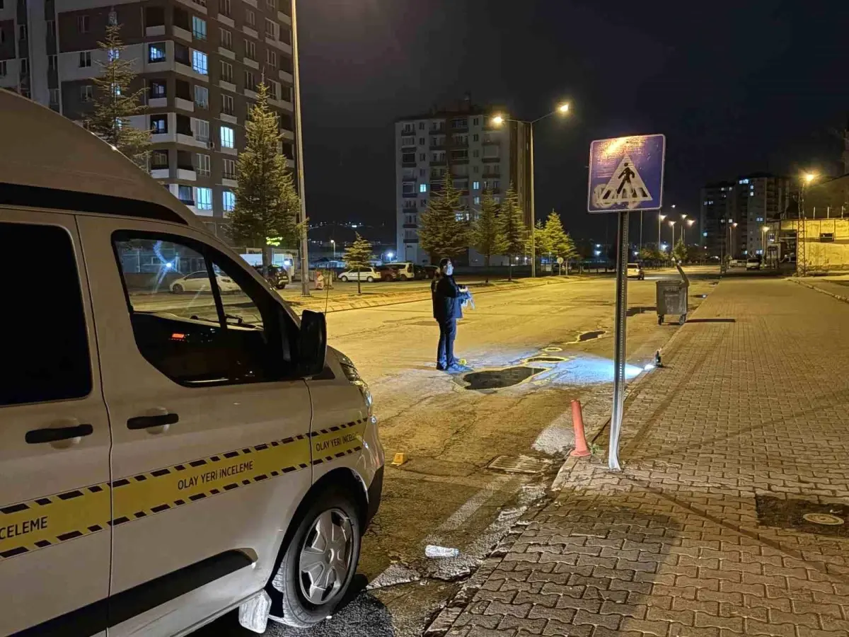 Kayseri Kocasinan'da Bıçaklı Kavga: İki Yaralı