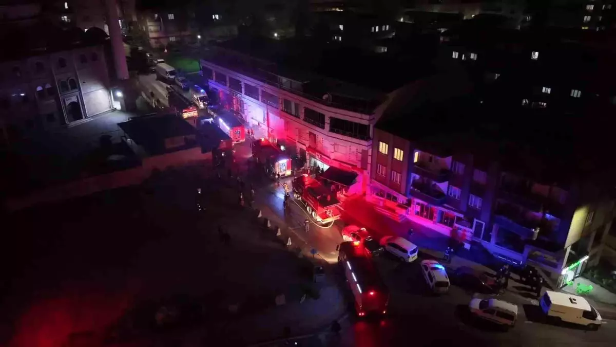 Bursa Yıldırım’da Depo Yangını Hızlı Müdahale ile Söndürüldü