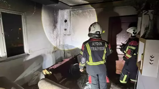 Yangın sonrası söndürme çalışmaları ve duman