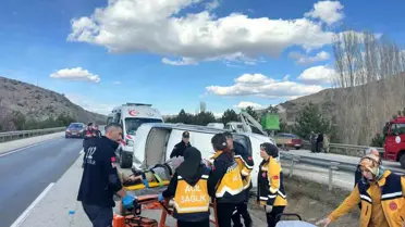 Devrilen otomobilin fotoğrafı