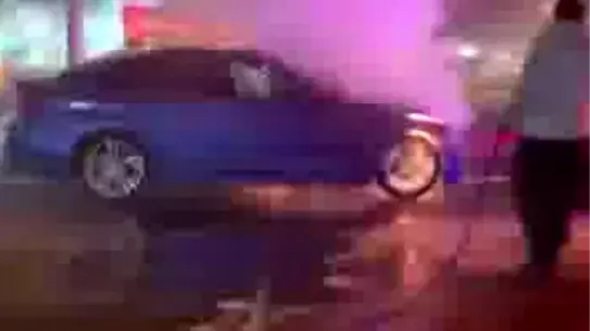 Diyarbakır Kayapınar’da Seyir Halindeki Otomobilde Yangın Korkunç Anlar Yaşattı