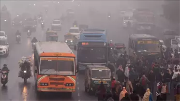 Yeni Delhi, Dünya Hava Kalitesi Raporu'nda En Kirli Şehir Listesinin Zirvesinde