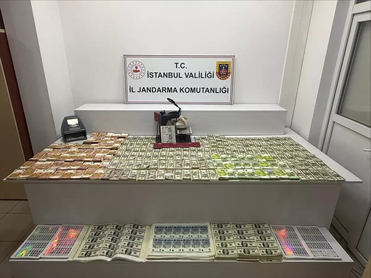 Esenler'de Dev Sahte Para Operasyonu: 1.25 Milyon Dolar ve 655 Bin Euro Yakalandı