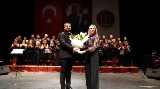 Bilecik’te Türk Halk Müziği Coşkusu: Sazdan Söze Konserine Katılım