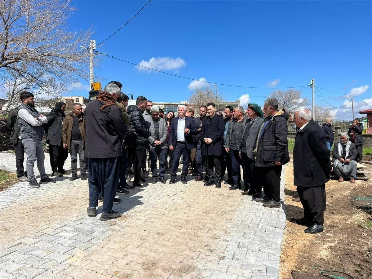 Çermik’te Kilitli Parke Döşeme Çalışmaları Başladı: 27 Bin Metrekare Alan Kaplanıyor