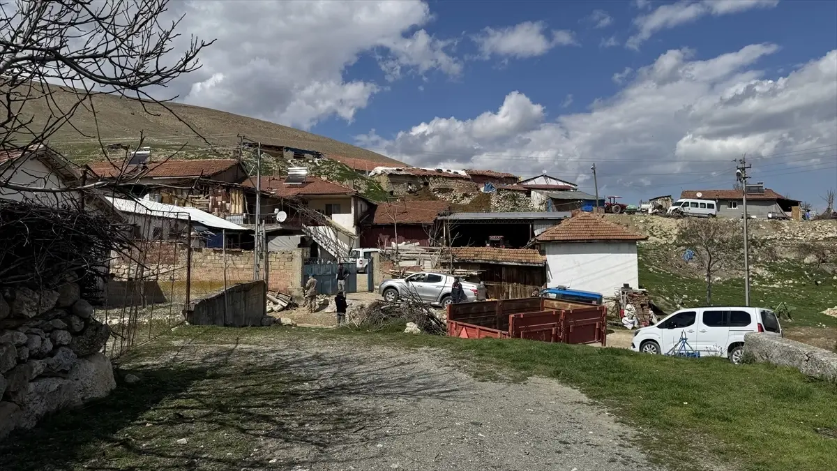 Mecitözü'nde Silahlı Kavga: Baba ve Oğlu Şehit Oldu